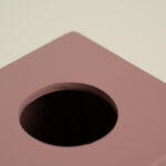 علبة مناديل بولي لون بنفسجي