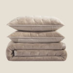 طقم لحاف شتوي مضغوط بيج غامق