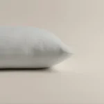 بيت مخدة قطن ٢ قطعة لون أوف وايت