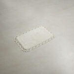 دعاسة حمام مطرزه بعدة مقاسات أخضر غامق