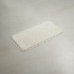 دعاسة حمام مطرزه بعدة مقاسات بني