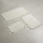 دعاسة حمام مطرزه بعدة مقاسات بني