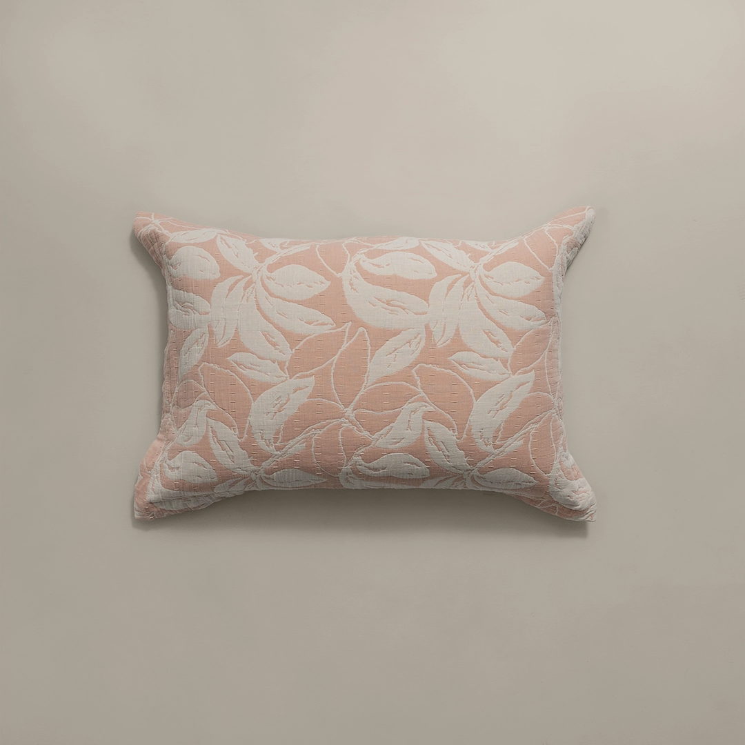 بيت مخدة ٢ قطعة جاكار قطن بينك بيت مخدة ٢ قطعة جاكار قطن بينك