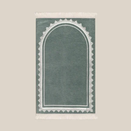 سجادة صلاة شنيل بلون أخضر