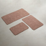 دعاسة حمام بعدة مقاسات لون بينك غامق