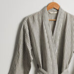 روب حمام قطن رصاصي بعدة مقاسات