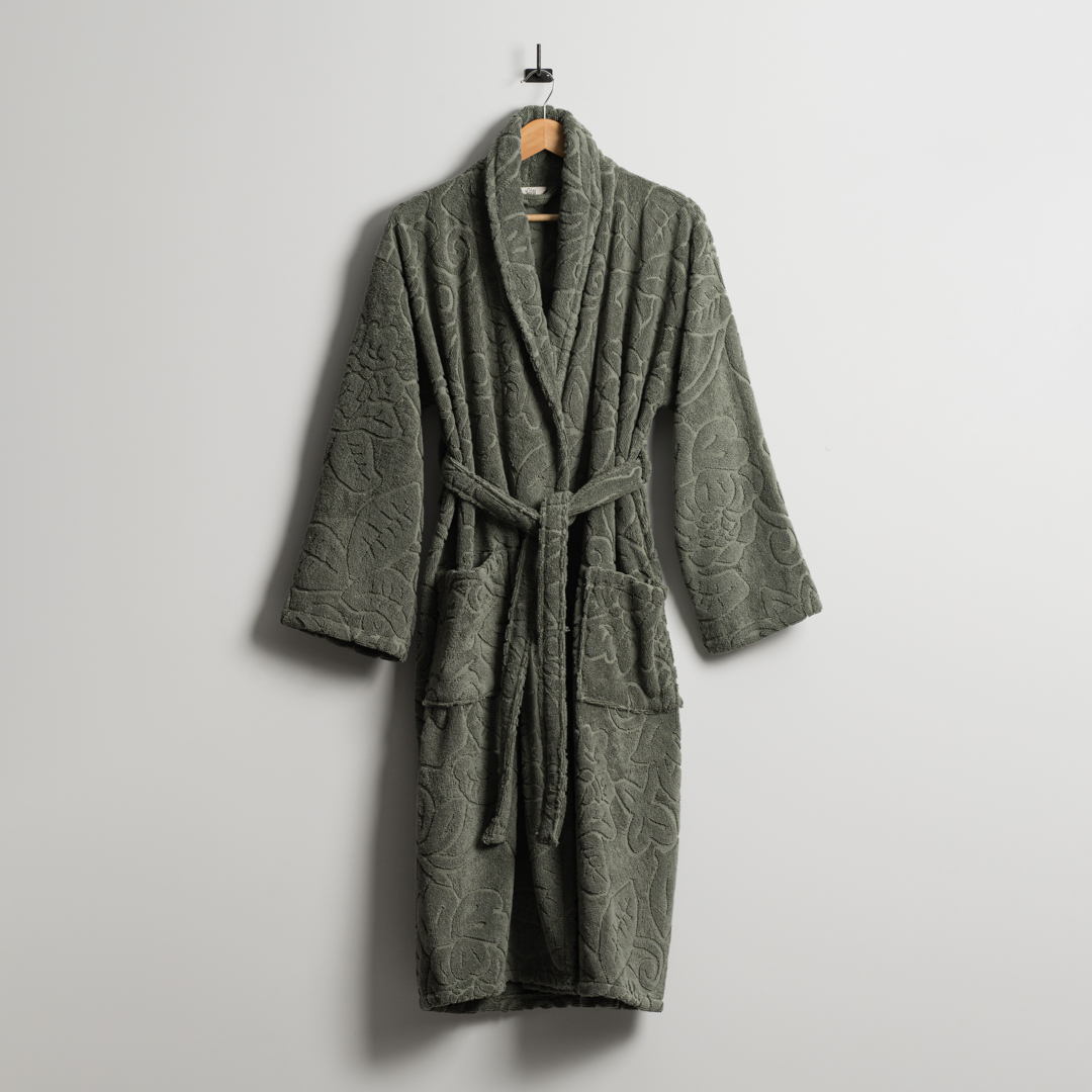 روب حمام قطن بلون أخضر غامق بعدة مقاسات روب حمام قطن بلون أخضر غامق بعدة مقاسات