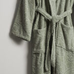 روب حمام قطن بلون أخضر بعدة مقاسات