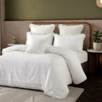 بيت لحاف قطن بلون أوف وايت