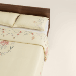 بيت لحاف ميكرو لون بيج