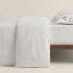 بيت لحاف ميكرو باللون البيج