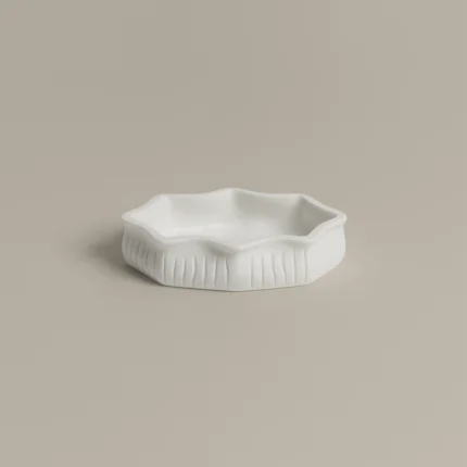 وعاء صابون بولي لون أبيض