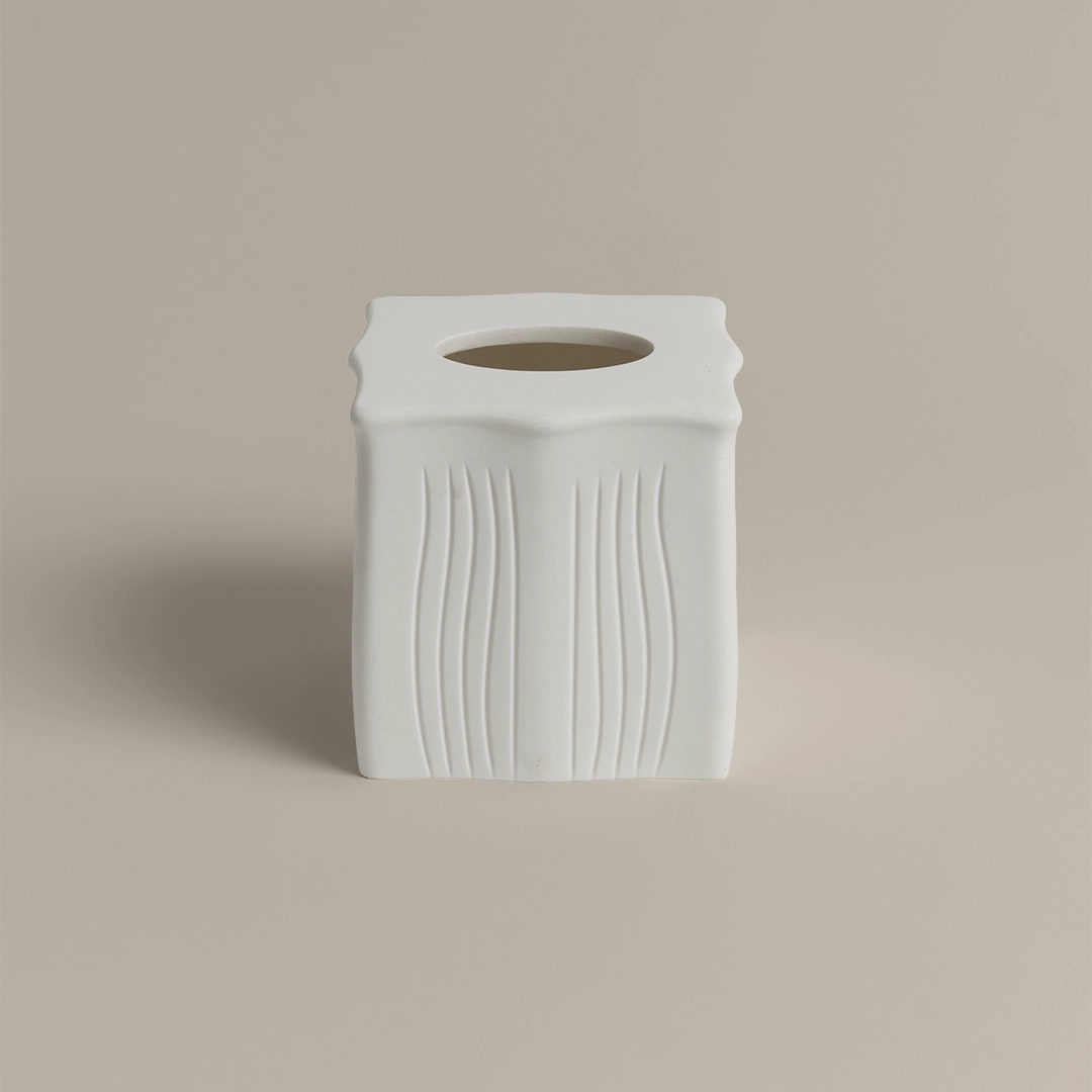 علبه مناديل بولي لون أبيض علبه مناديل بولي لون أبيض