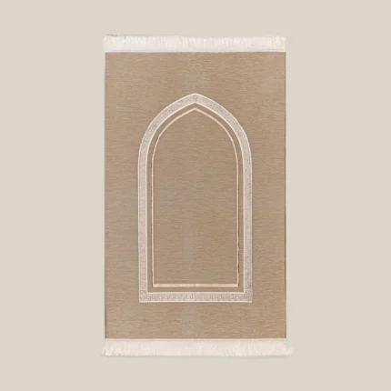 سجادة صلاة شنيل لون بيج