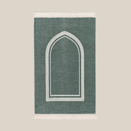 سجادة صلاة شنيل لون أخضر