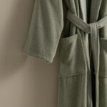 روب حمام قطن بلون أخضر