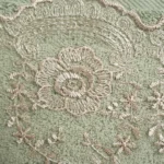 منشفة قطن مطرز لون أخضر