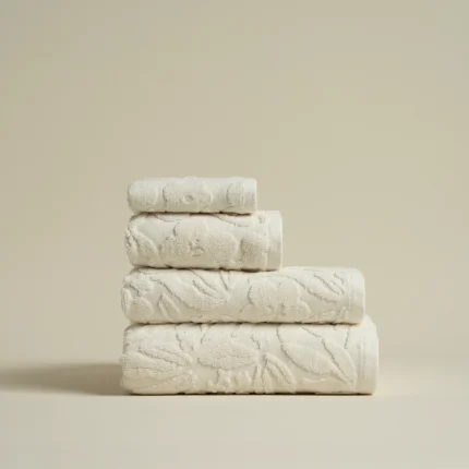 منشفة قطن أوف وايت متعددة المقاسات