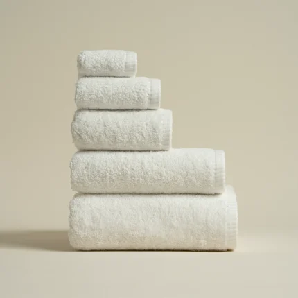 منشفة فندقية قطن أبيض بعدة مقاسات