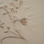 بيت لحاف ميكرو مطرز بيج غامق