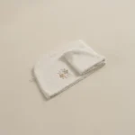 منشفة رأس قطن مطرز أوف وايت