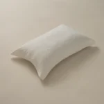 بيت مخدة قطن جاكار ٢ قطعة لون أوف وايت